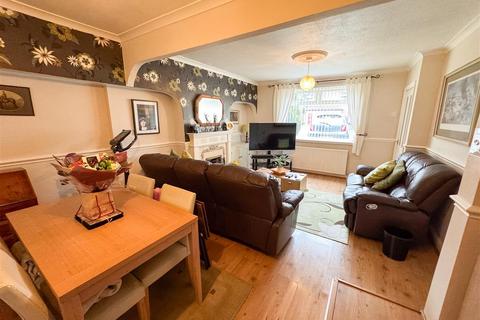 16 Croxton Grove, Birmingham, B33 9LX