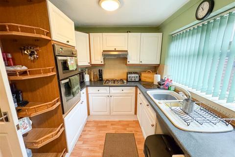 16 Croxton Grove, Birmingham, B33 9LX