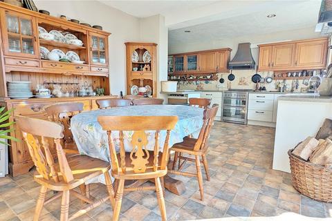 5 bedroom detached house for sale, South Farm Road, Worthing, West Sussex, BN14