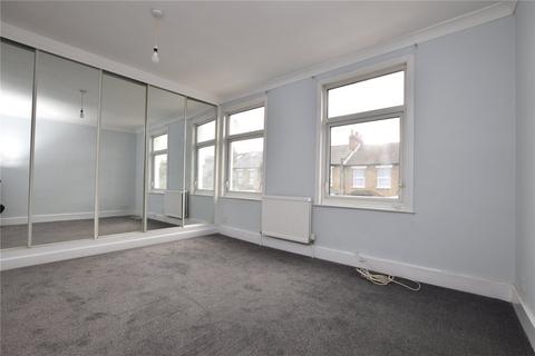 39 Kenneth Road, Romford, RM6 6LL