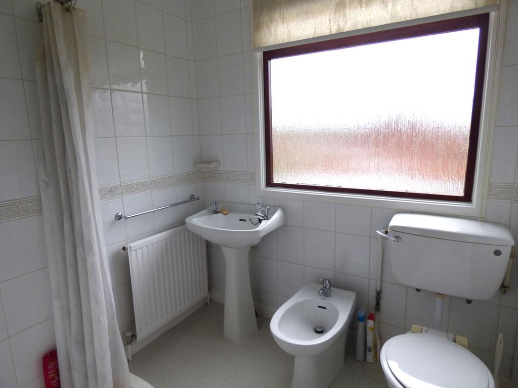 Upstairs Bathroom