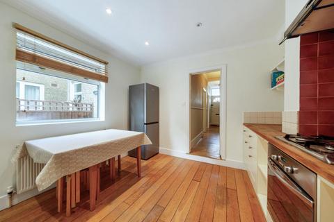152 Ravensbury Road, London, SW18 4RU