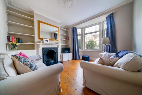 152 Ravensbury Road, London, SW18 4RU