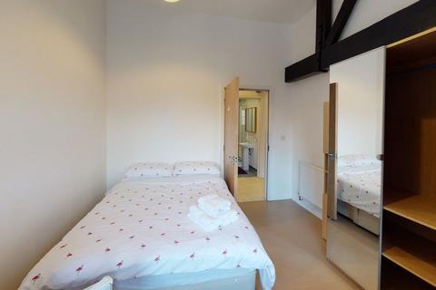 7 bedroom flat to rent, Flat 6, 1 Barker Gate, Lace Market, Nottingham, NG1 1JS