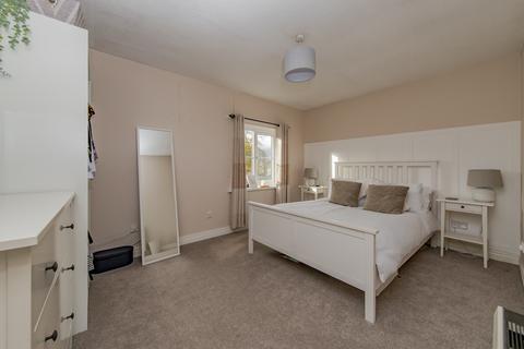 6 East Close, Matfen, Newcastle Upon Tyne, NE20 0TF