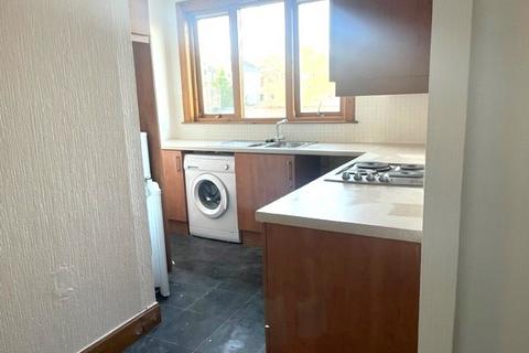 2 bedroom flat to rent, Damacre Road, Brechin DD9