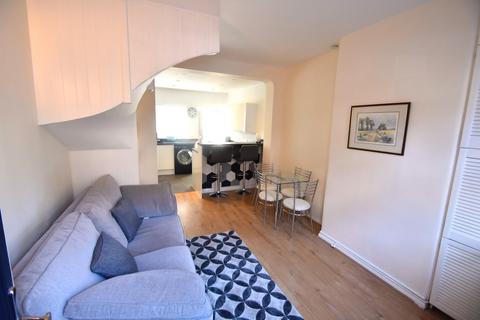 2 bedroom terraced house to rent, Duke Street, Windsor, Berkshire, SL4
