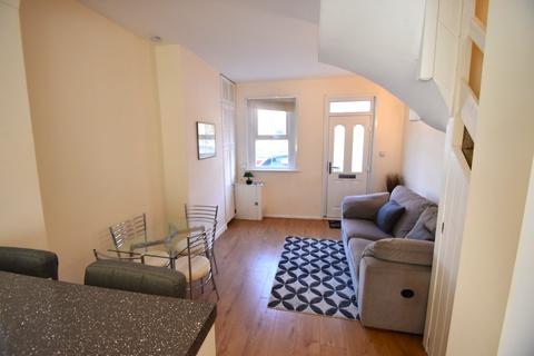 2 bedroom terraced house to rent, Duke Street, Windsor, Berkshire, SL4