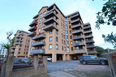 2 bedroom apartment for sale - Carlton Mansions South - Vacant - TLC Needed