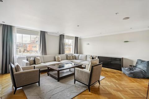 3 bedroom flat to rent - Charles Street, Mayfair, London, W1J