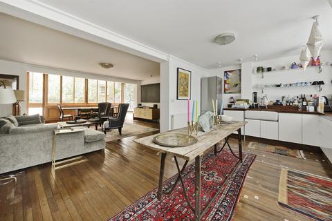 4 bedroom flat for sale - 8 Cornwall Crescent, London, W11