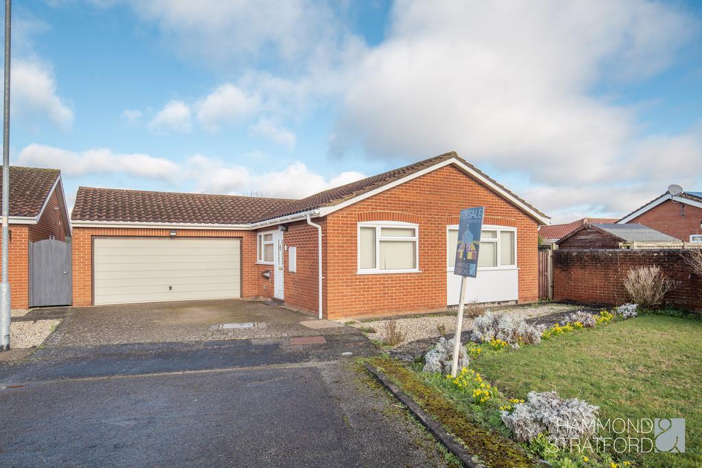 Buckland Rise, Eaton 2 bed detached bungalow for sale £362,000