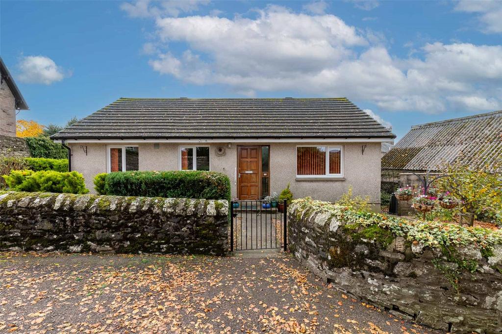 2 Rosebank Lane, Forfar, Angus, DD8 2 bed detached bungalow for sale