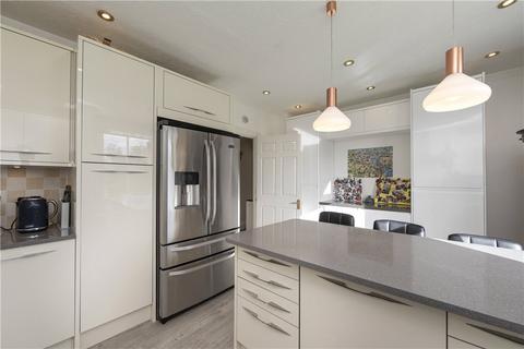42 Kingston Hill Place, Kingston Upon Thames, KT2 7QY