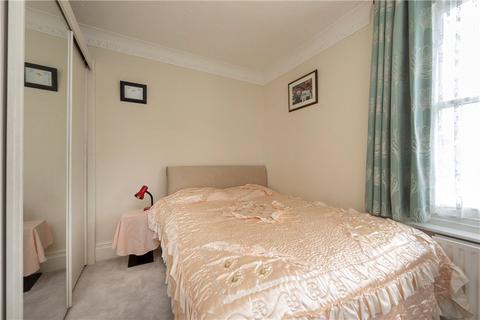 42 Kingston Hill Place, Kingston Upon Thames, KT2 7QY