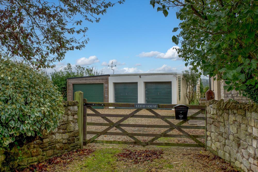 Standerwick, Frome, Somerset, BA11 5 bed village house for sale £695,000