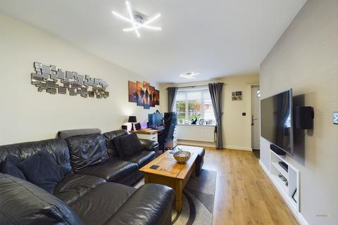 39 Hamilton Avenue, Uttoxeter, ST14 7FE