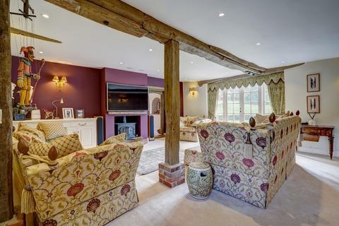 5 bedroom barn conversion for sale - Holverston nr Rockland St. Mary
