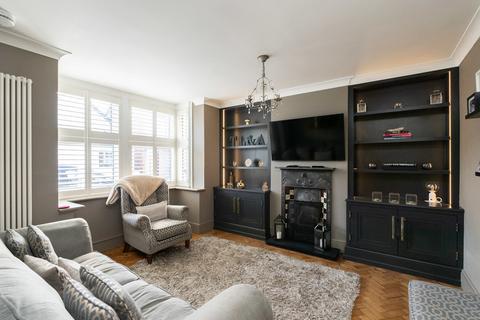 19 Bentsbrook Road, North Holmwood, Dorking, RH5 4HW