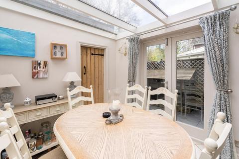 19 Bentsbrook Road, North Holmwood, Dorking, RH5 4HW