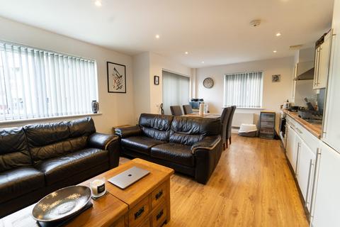 2 bedroom apartment for sale - Convent Way, Southall