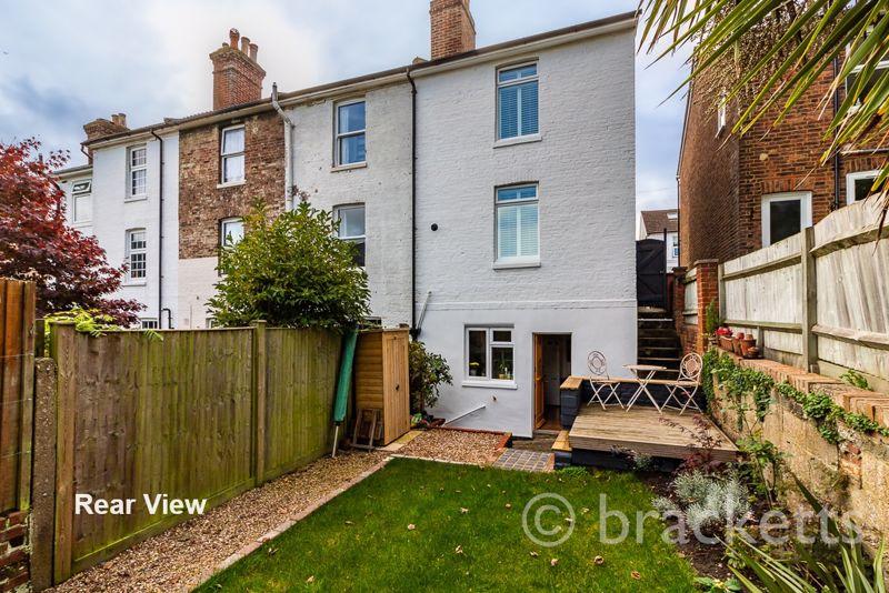 Auckland Road, Tunbridge Wells 3 bed end of terrace house for sale £