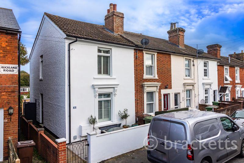 Auckland Road, Tunbridge Wells 3 bed end of terrace house for sale £