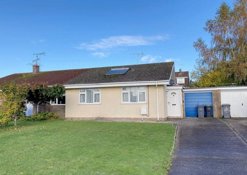 Broxburn Road, Warminster 2 bed semidetached bungalow £255,000