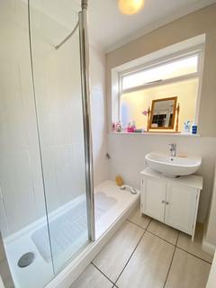 10 Broxburn Road, Warminster, BA12 8EX