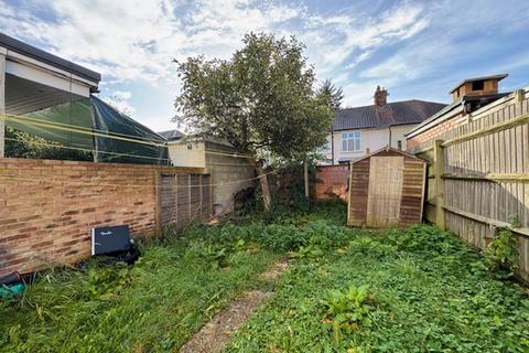 38 Walter Walk, Edgware, HA8 9ES