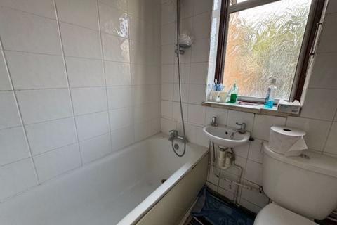 38 Walter Walk, Edgware, HA8 9ES