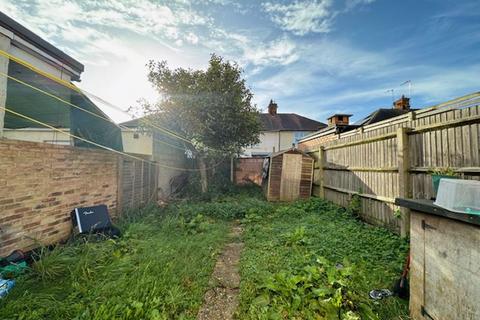 38 Walter Walk, Edgware, HA8 9ES