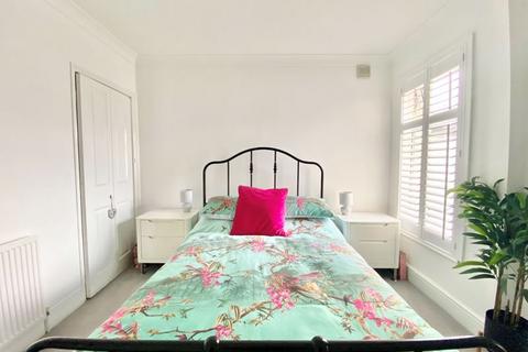 96 Albert Road, Bexley, DA5 1NW
