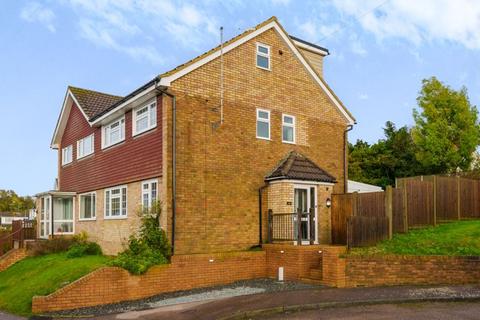 4 bedroom semi-detached house for sale, The Glen, Shepherdswell