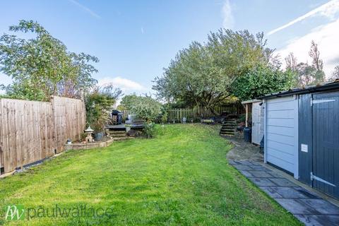4 bedroom semi-detached house for sale, Pecks Hill, Nazeing