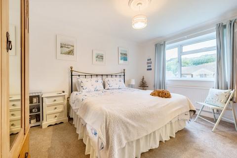 6 Bincombe Drive, Crewkerne, TA18 7BE
