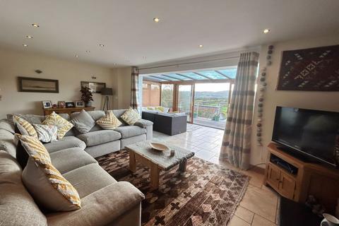 4 bedroom detached house for sale, Bwlch Y Gwynt Road, Llysfaen