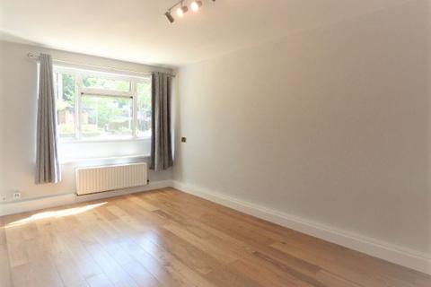 1 bedroom apartment for sale, Church Gardens Dorking