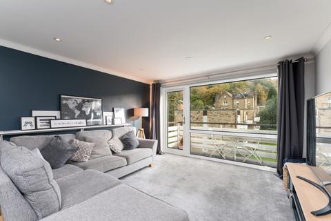 9, Heather Court Park Road, Bingley, BD16 4BA