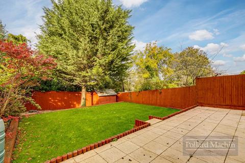 5 bedroom detached house for sale, Melbury Gardens, Sanderstead, Surrey