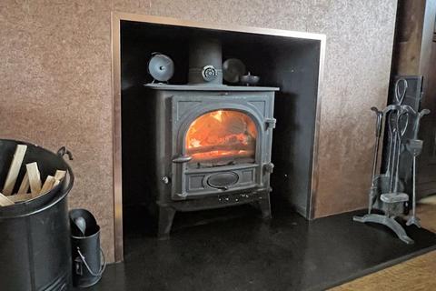 3 bedroom semi-detached house for sale - Elmhurst, Bridgnorth WV15