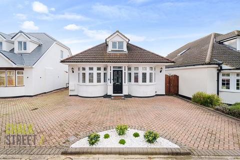 4 bedroom detached bungalow for sale, King Edward Avenue, Rainham, RM13