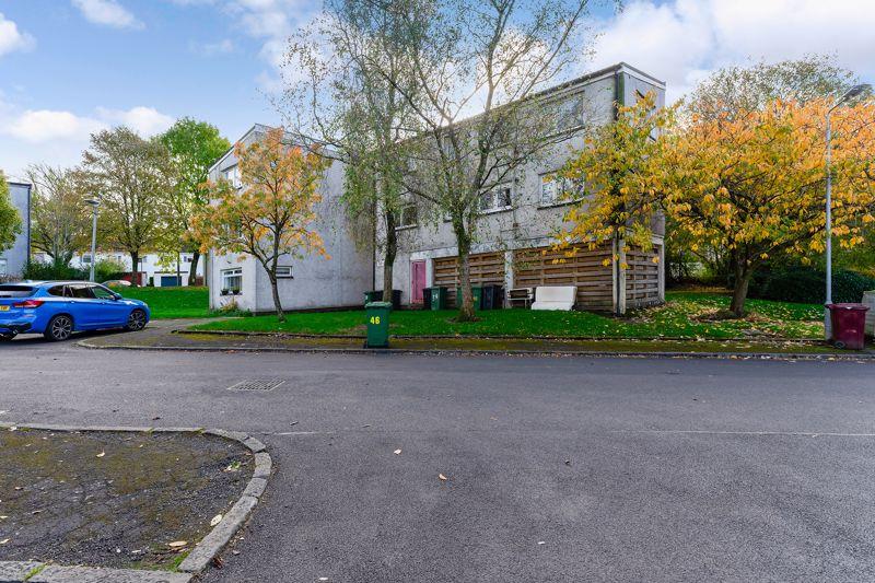 Kirkton Place, The Village, East Kilbride 1 bed flat £64,000