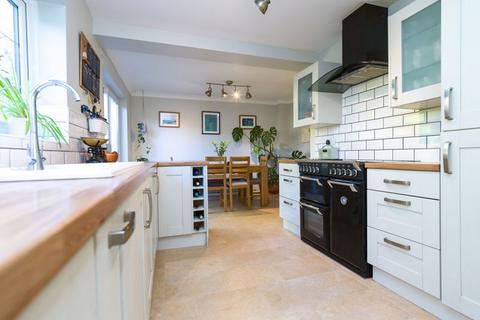 16 Botfield Close, Telford, TF3 2LY