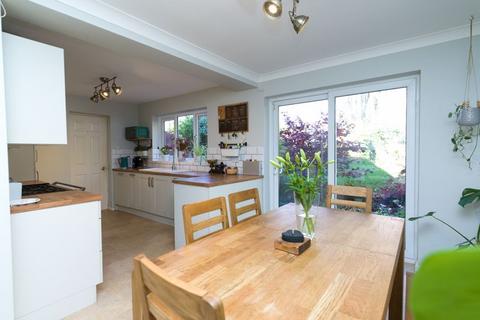 16 Botfield Close, Telford, TF3 2LY