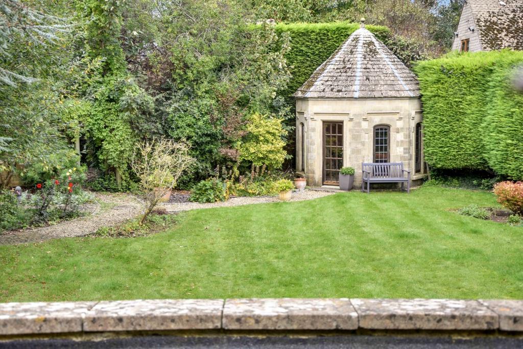 The Ridge Ampney Crucis, Cirencester 3 bed cottage for sale £850,000