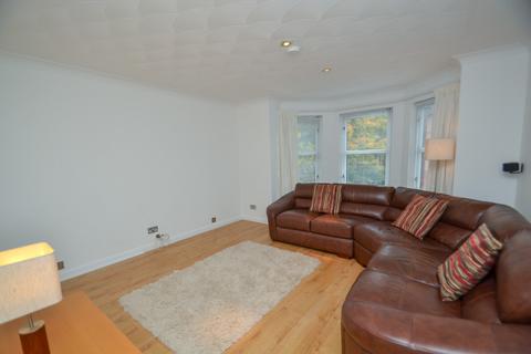 1/1, 11 Falloch Road, Glasgow, G42 9QX