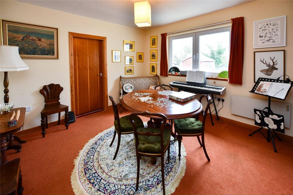 Bedroom 6/Dining Rm