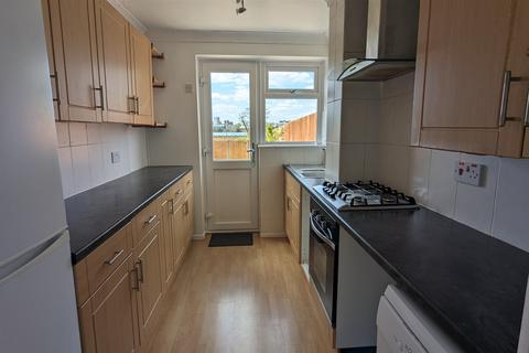 7 Bronte Way, Southampton, SO19 7JG