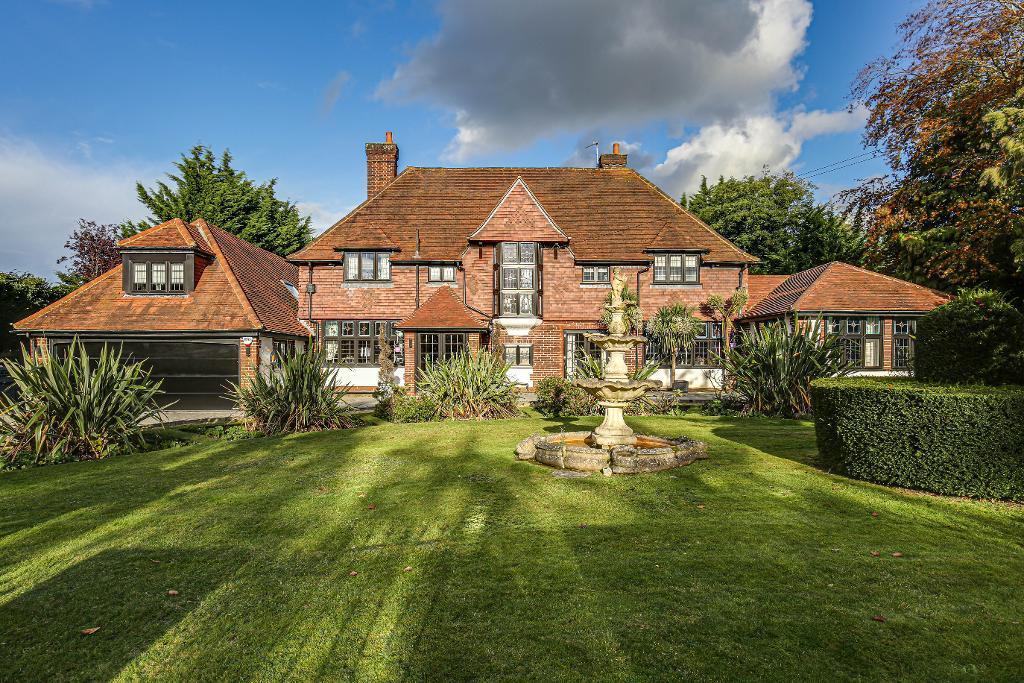 Purley Downs Road, Sanderstead... 4 bed detached house for sale £